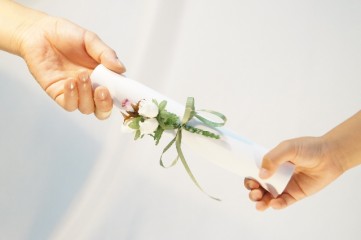 %e6%89%8b%e7%b9%8b%e3%81%8e